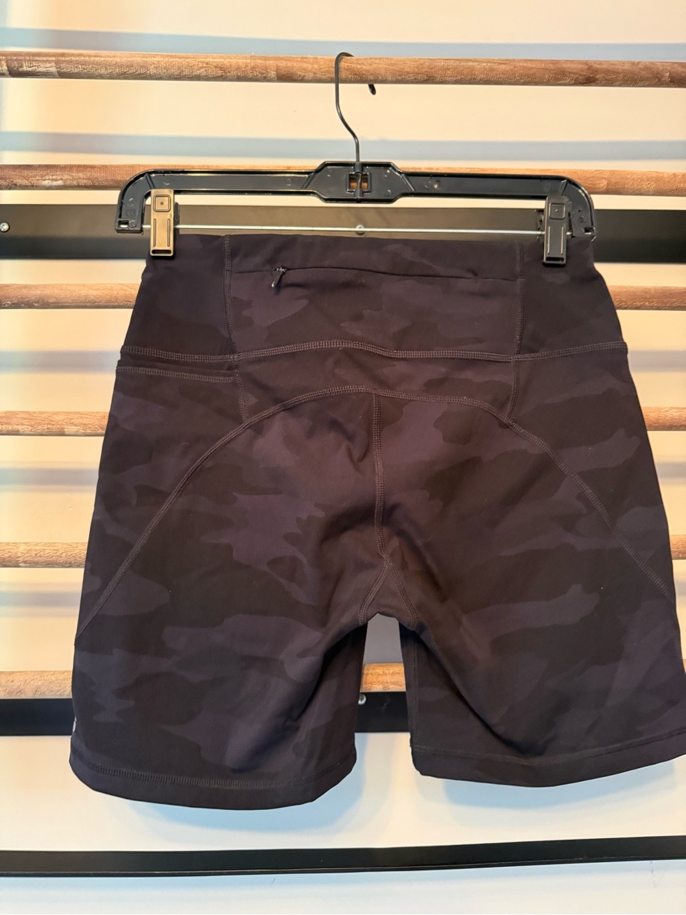 Sweat Betty 6” Camo Bike Shorts - Picture 2 of 3